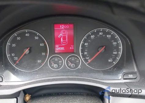 2006 Volkswagen Jetta 2.5 from USA, damaged, VIN 3VWDF71K46M680318